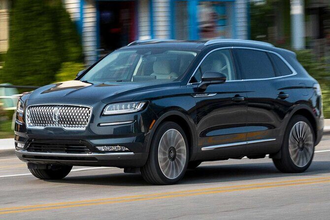 Luxury Sedan O'Hare/Midway Airport (Curbside)  Chicago Ony Way - Key Points