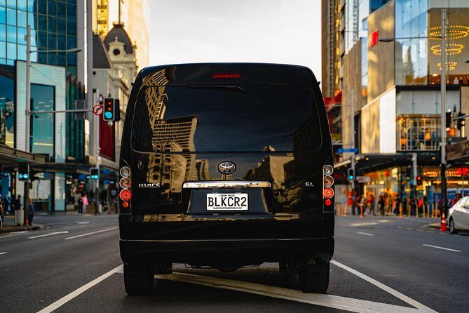 Luxury Small group tour from Auckland to Hobbiton Movie Set - The Sum Up