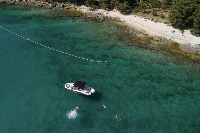 Luxury Speedboat Island Hopping with Swimming & Snorkeling - An In-Depth Look at the Rovinj Island Hopping Tour