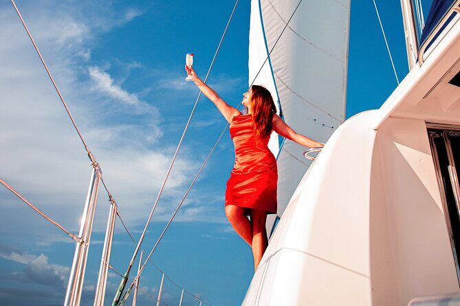 Luxury Sunset Sailing Cruise in Cancun with Light Dinner and Open Bar - Frequently Asked Questions