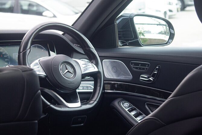 Luxury Sydney Airport Departure Transfer - Sedan/SUV - Punctuality and Reliability