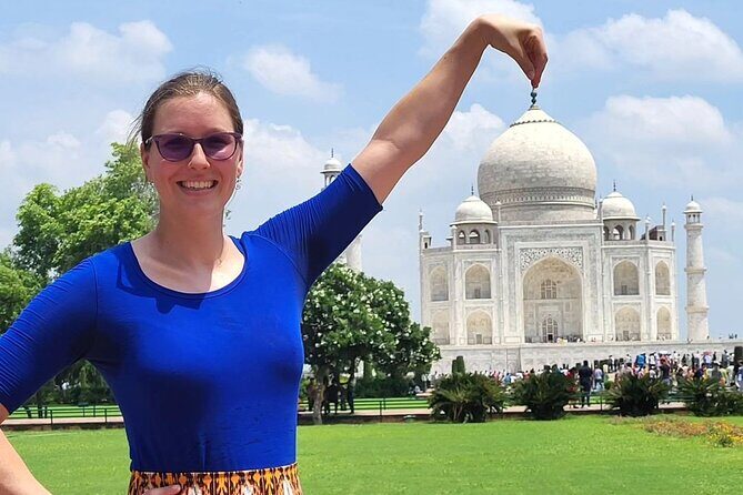Luxury Taj Mahal tour from Delhi by the Fastest train of India - An In-Depth Look at the Tour Experience