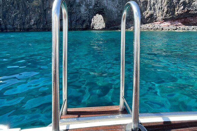 Luxury Yacht 4 hours in Madeira - What Makes This Tour Stand Out?