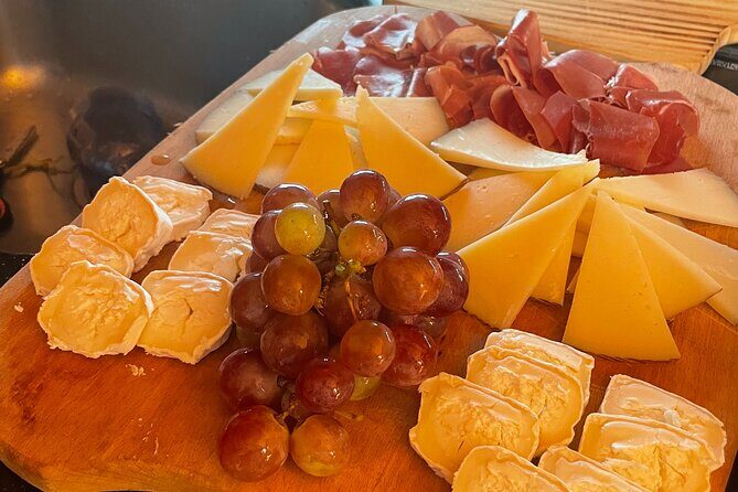 Luxury Yacht 4 hours in Madeira - Who Would Love This Experience?