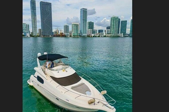 Luxury Yacht Charter Experience in Miami - Why This Tour Offers Good Value