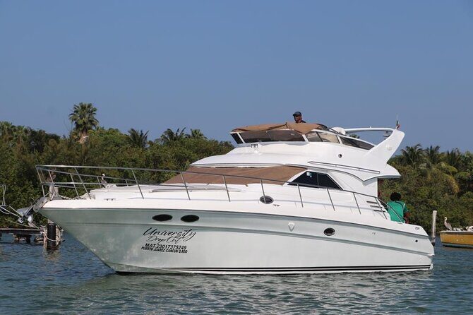 Luxury Yacht in Paradise and snorkel by Isla Mujeres - The Sum Up