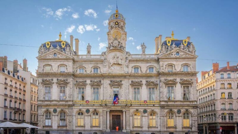 Lyon: between history and cinema, guided tour and coffee break included. - Is It Worth the Price?