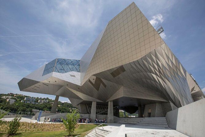 Lyon City Card Attractions & Museums Card & Guide with City Map - Key Points