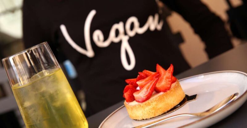 Lyon: Croix-Rousse District Vegan Food Tour with Tastings - Why This Tour Works