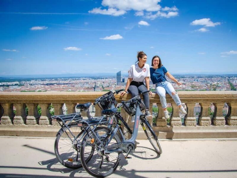 Lyon: Electric bike rental - 2 hours - The Sum Up