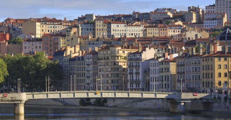 Lyon: Guided tour of the Croix-Rousse - The Experience in Detail