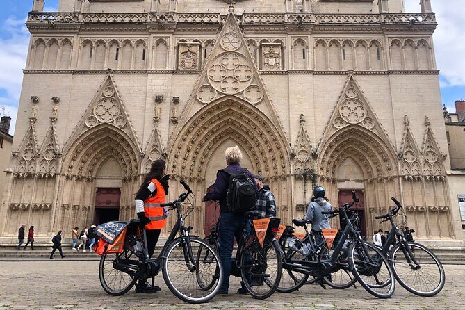 Lyon Highlights Bike Tour - First Stop: The Grand Hotel Dieu