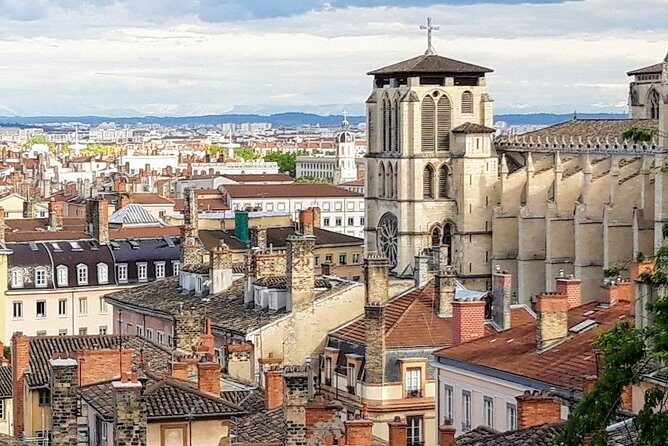 Lyon Highlights & Secrets Walking Guided Tour (small group) including Funicular - An In-Depth Look at the Tour Experience