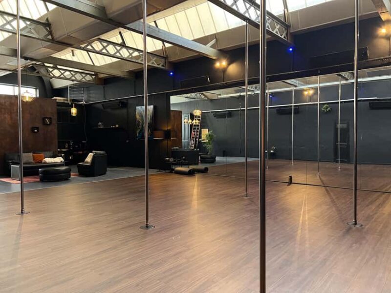 Lyon: Introduction to Pole Dancing in a Group - Pricing and Value