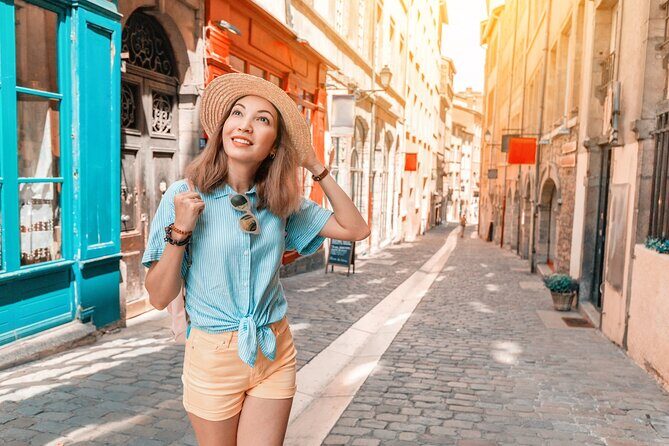 Lyon Old Town Tour with Sightseeing Cruise Tickets - Practical Tips for Visitors