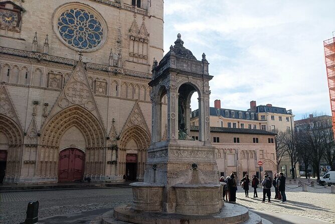 Lyon Private Guided Tour with a professional tour guide - Exploring Lyon with a Private Guided Tour: An Authentic Look