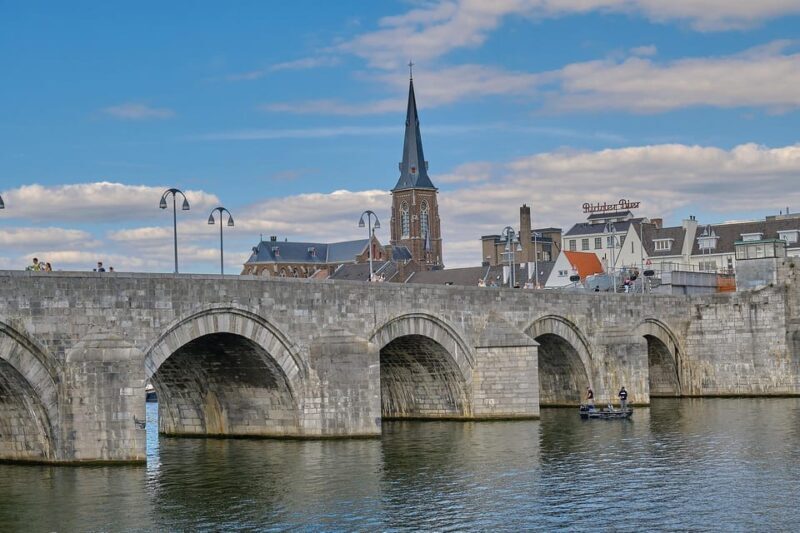 Maastricht: Day trip from Amsterdam with 3 country point - Final Thoughts
