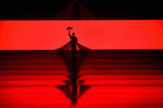 Madama Butterfly at The Metropolitan Opera House Ticket - The Practical Side: Duration, Accessibility, and Comfort