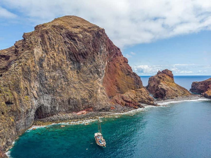 Madeira : 5 hour East Coast boat excursion - A Detailed Look at the Madeira East Coast Boat Tour