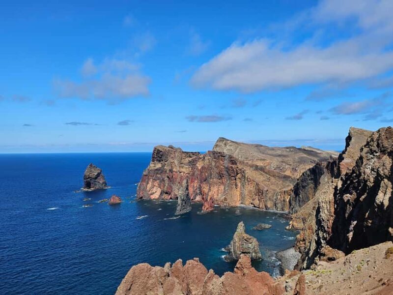 Madeira: Comfortable private tour with views and local guide (up to 4 people) - An Introduction to the Experience