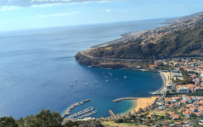 Madeira East Express: Ponta de São Lourenço and Villages - An In-Depth Look at the Madeira East Express Tour