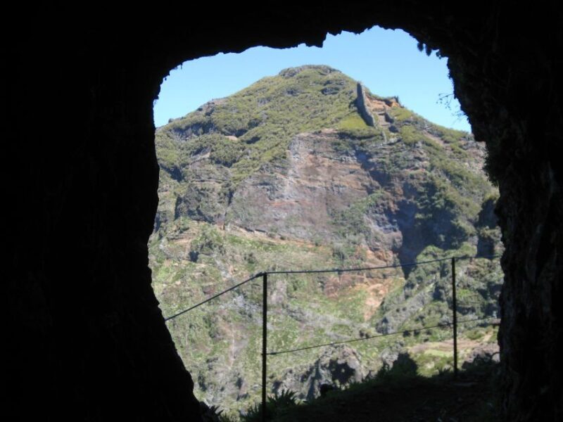 Madeira: Full-Day Pico Ruivo / Achada do Teixeira Walk - FAQs