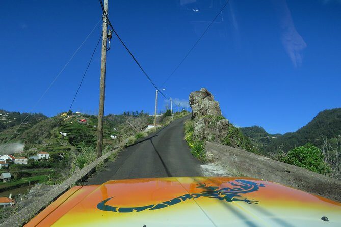 Madeira Highlights: Guided 4-Hour Tour from Funchal - The Itinerary in Detail: What to Expect