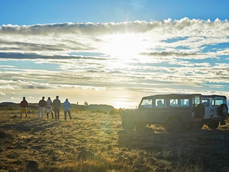 Madeira: Pico Arieiro Sunrise Private Jeep Tour - Key Points