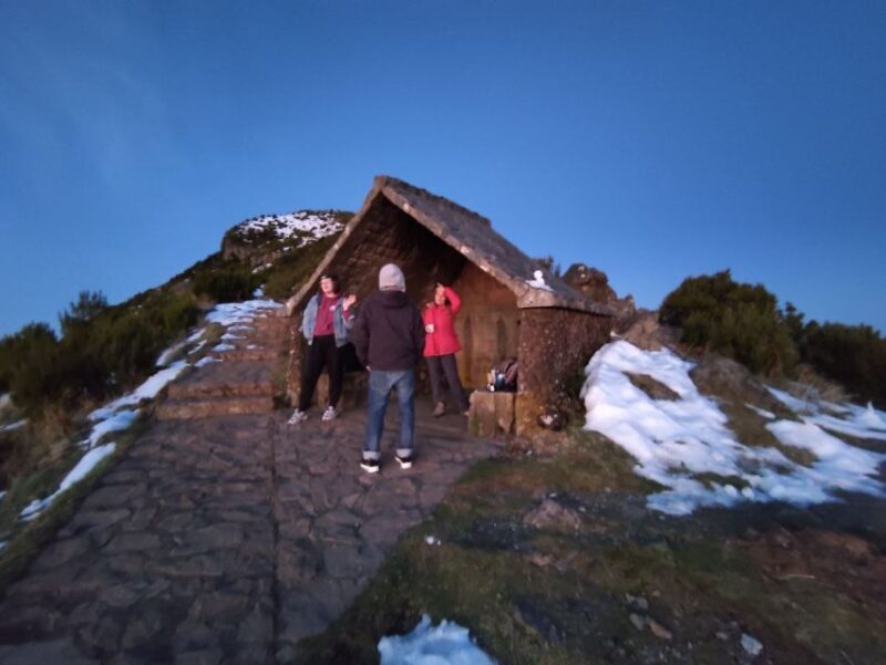 Madeira: Pico Ruivo Guided Sunrise Hike with Hotel Pickup - Practical Tips for a Smooth Experience