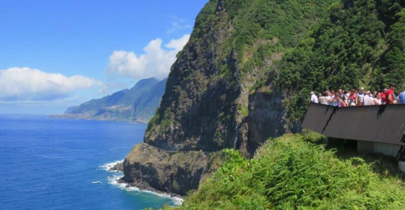 Madeira : Private wine experience by 4WD - The Guide & Authenticity