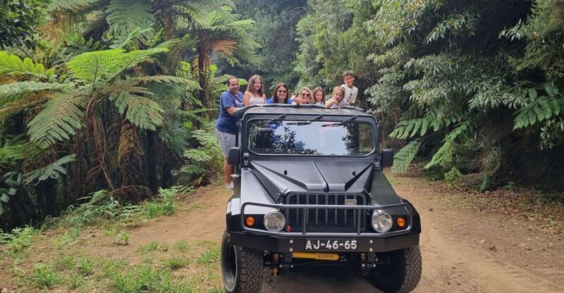 Madeira : Santana, Pico Arieiro, walk full day 4x4 Jeep tour - Key Points