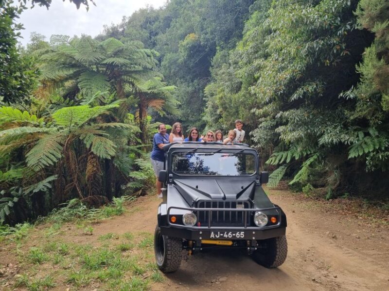Madeira : Santana, Pico Arieiro, walk full day 4x4 Jeep tour - An In-Depth Look at the Itinerary