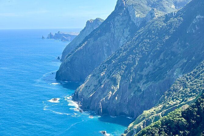 Madeira Stairway to Heaven to Larano Hike Mountain to Sea - The Guides and Group Experience