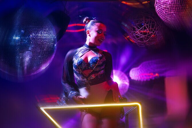 Madness tour bar crawl Playa del carmen open bar - Practical Tips for Participants