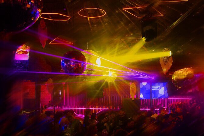 Madness tour bar crawl Playa del carmen open bar - FAQ