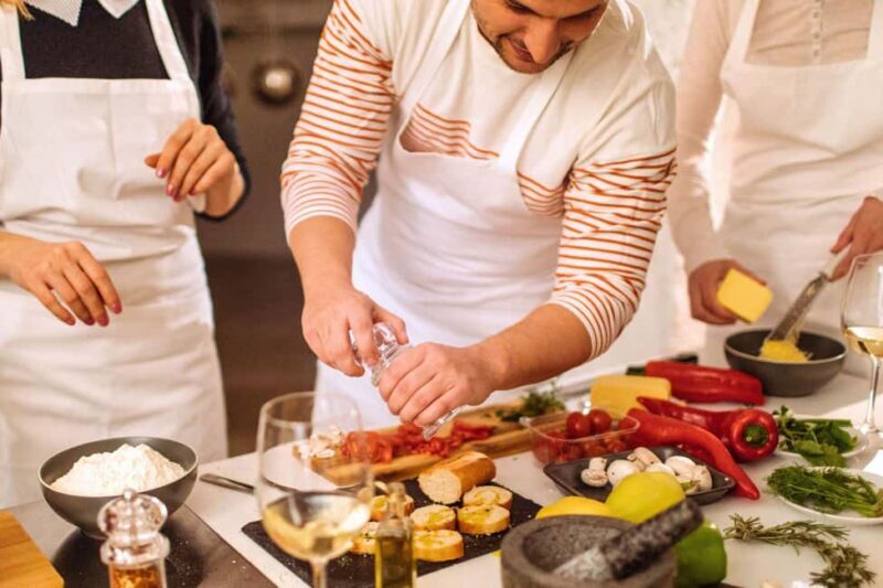 Madrid: 7-Course Tapas Cooking Class With Unlimited Wine - Accessibility and Practical Details