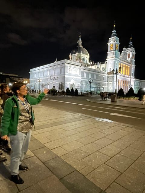 Madrid: Enchanted Evening Walking Tour in Spanish - FAQ