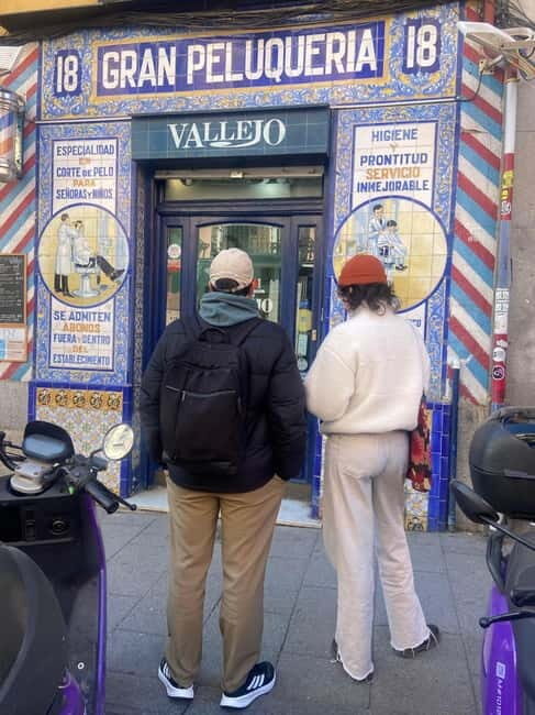 Madrid: Explore Madrids Art District Gallery and Studio Tour - Key Points