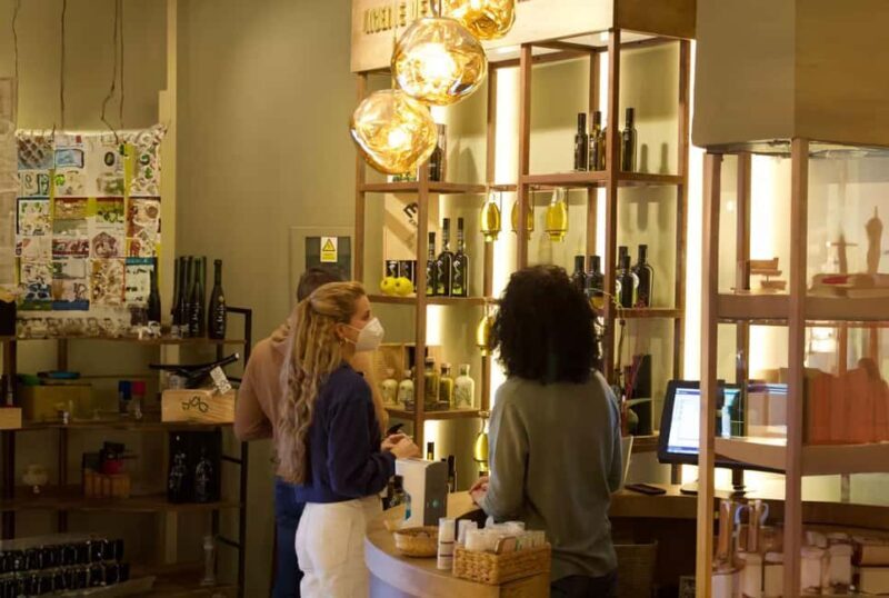 Madrid: Extra Premium Virgin Olive Oil Tasting with Aperitif - Key Points