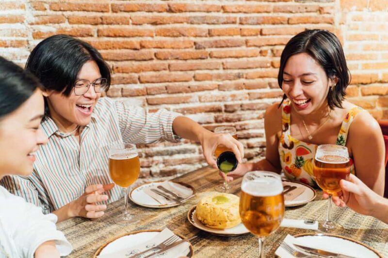 Madrid: Guided Food Tour with Tapas Tastings and Drinks - Key Points