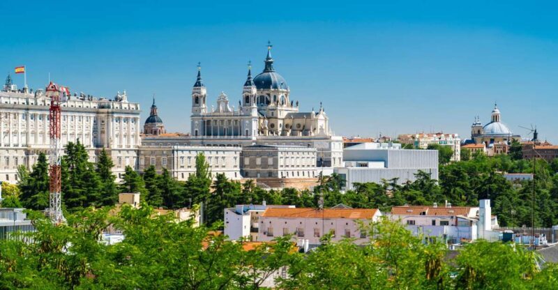 Madrid: Guided Highlights Walking Tour - Exploring Madrid’s Hidden and Famous Sights