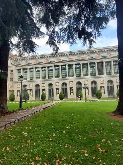 Madrid: guided visit of the Prado Museum with a native Italian-speaking tour guide - What to Expect and How the Tour Unfolds