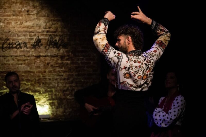 Madrid: La Cueva de Lola Flamenco Show Tickets with Drink - Final Thoughts