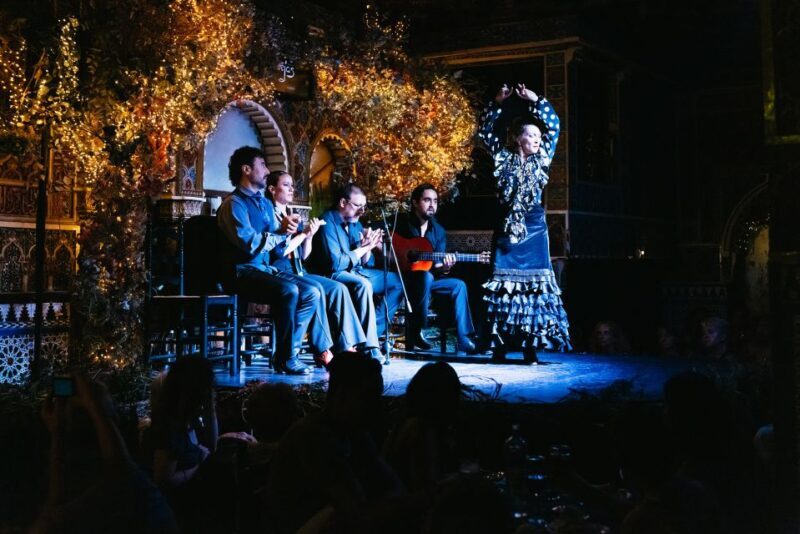 Madrid: Live Flamenco Show with Food and Drinks Options - Key Points