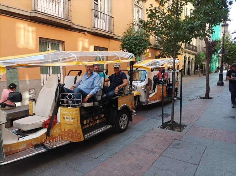 Madrid: Modern tour with Private guide in yellow tuk tuk - Madrid: Modern Tour with Private Guide in Yellow Tuk Tuk