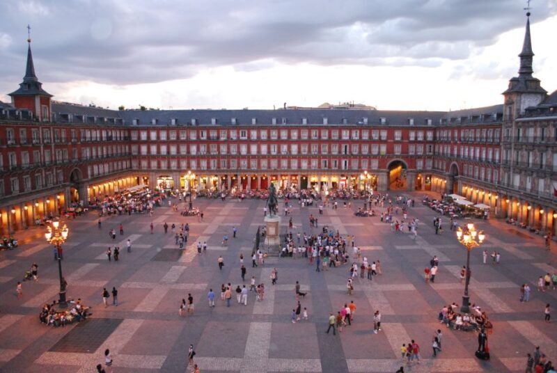Madrid: Mysteries and Legends Tour - Authentic Experiences & Useful Tips