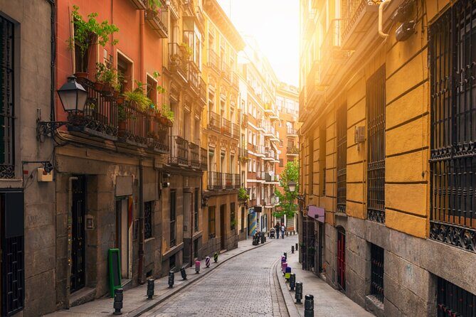 Madrid Mystery Quest: Self-Guided Surreal Adventure Game - A Deep Dive into the Madrid Mystery Quest