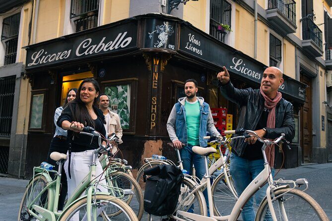 Madrid Night: Vintage Bike Tour Highlights with Optional Tapas - Discover Madrid’s Nighttime Charm