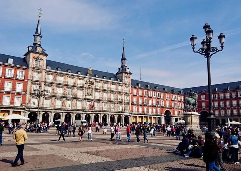 Madrid: Prado Museum and Tapas & Wine Tour with Local Guide - FAQ