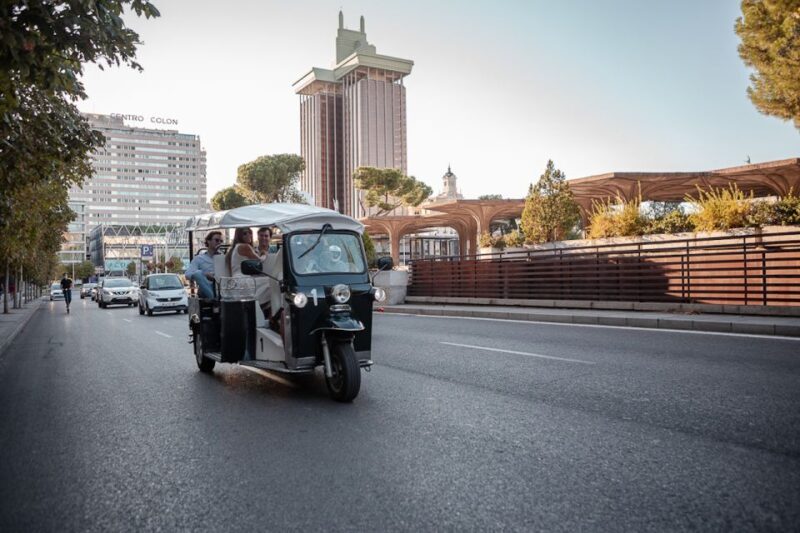Madrid: Private City Tour by Eco Tuk Tuk - FAQ